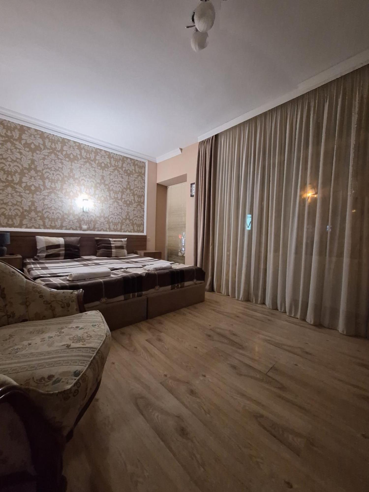 Hotel Grand Tbilissi Extérieur photo
